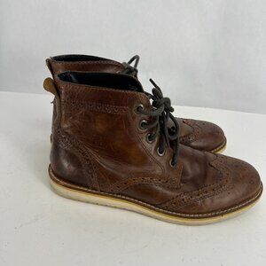 Crevo Boardwalk Wingtip Men’s Boots Size 8